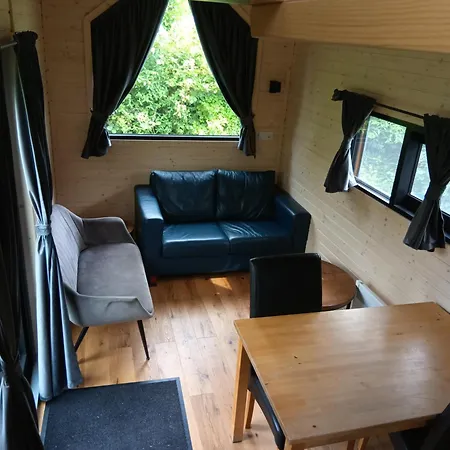 Holiday home Spiegelwaal Lent *